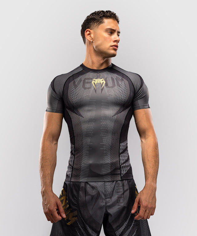 Venum Rashguard Galactic 3.0 Kurzarm - Schwarz/Gold