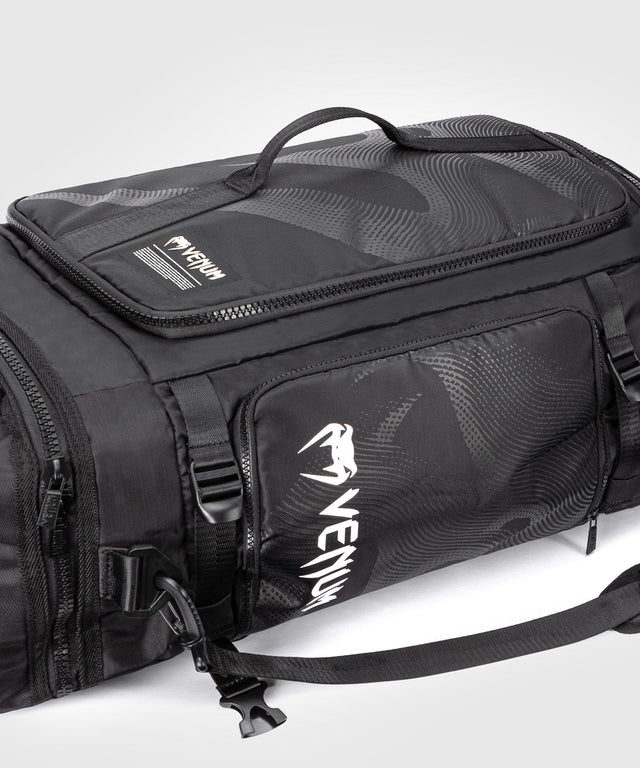 Venum Sporttasche Shockwave 60L - Schwarz