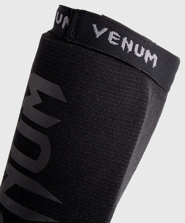 Venum Kontact Schienbeinschoner ohne Fuss – Schwarz/Schwarz