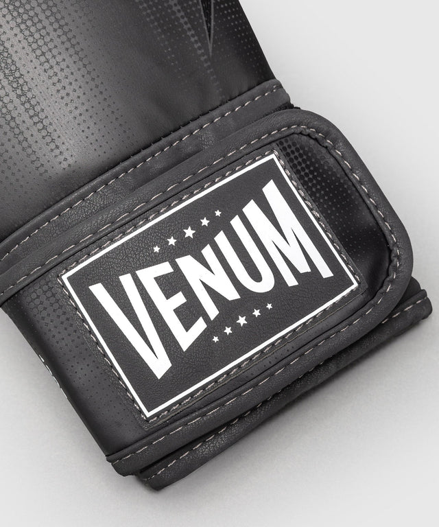 Venum Boxhandschuhe Stealth - Schwarz/Weiß