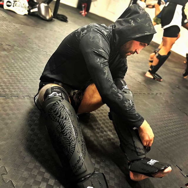Phantom Athletics Schienbeinschoner Muay Thai - Schwarz/Gold