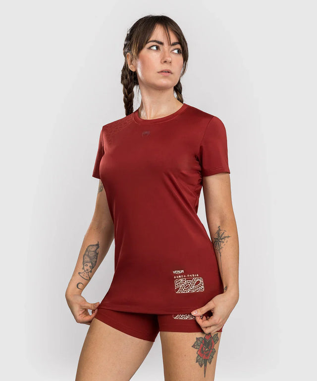 Venum Damen Dry Tech T-Shirt Serpenti – Burgundy