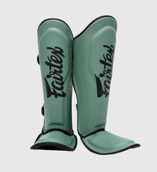 Fairtex Schienbeinschoner FXB - Kaki Grün/Schwarz - The Fight Company Deutschland
