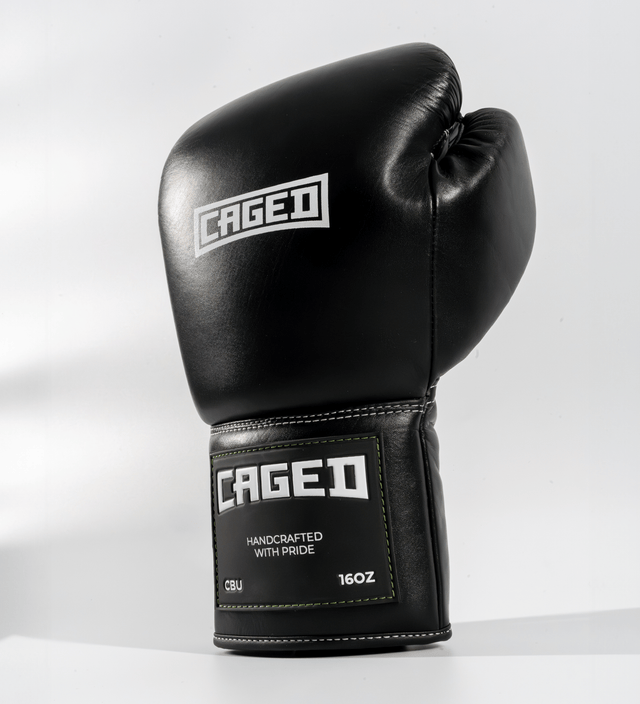 Caged Boxhandschuhe 'X' Series Schnürung - Schwarz/Weiss - The Fight Company Deutschland