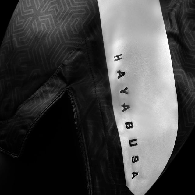 Hayabusa Muay-Thai-Shorts Core - Schwarz