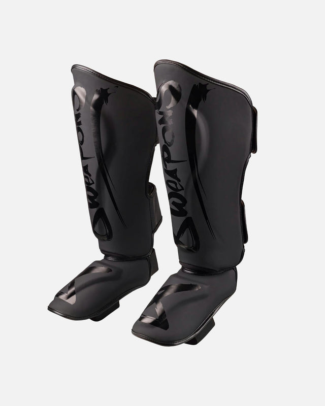 8 WEAPONS Schienbeinschoner Unlimited 2.0 - Schwarz