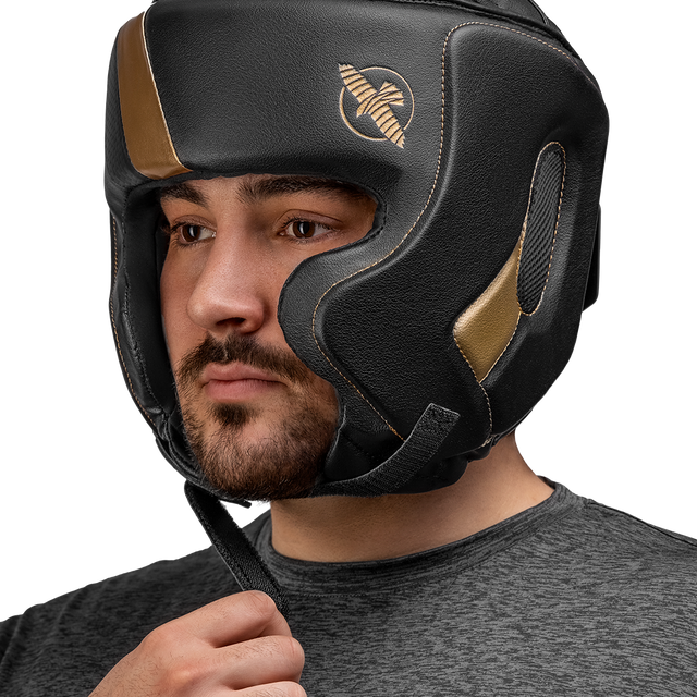 Hayabusa Kopfschutz T3 mit Wangenschutz - Schwarz/Gold