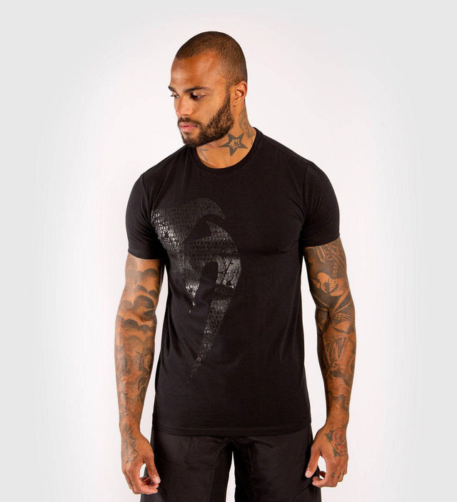 Venum T-shirt Giant - Schwarz/Schwarz - The Fight Company Deutschland