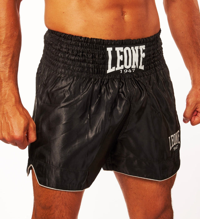 Leone Muay Thai Shorts Basic - Schwarz/Weiss - The Fight Company Deutschland