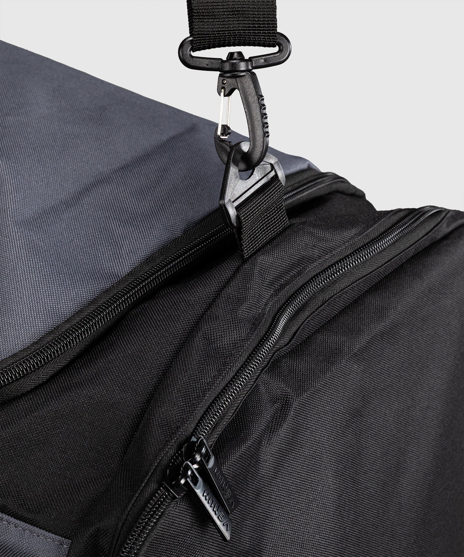 Venum Sporttasche Essential L - Grau/Schwarz
