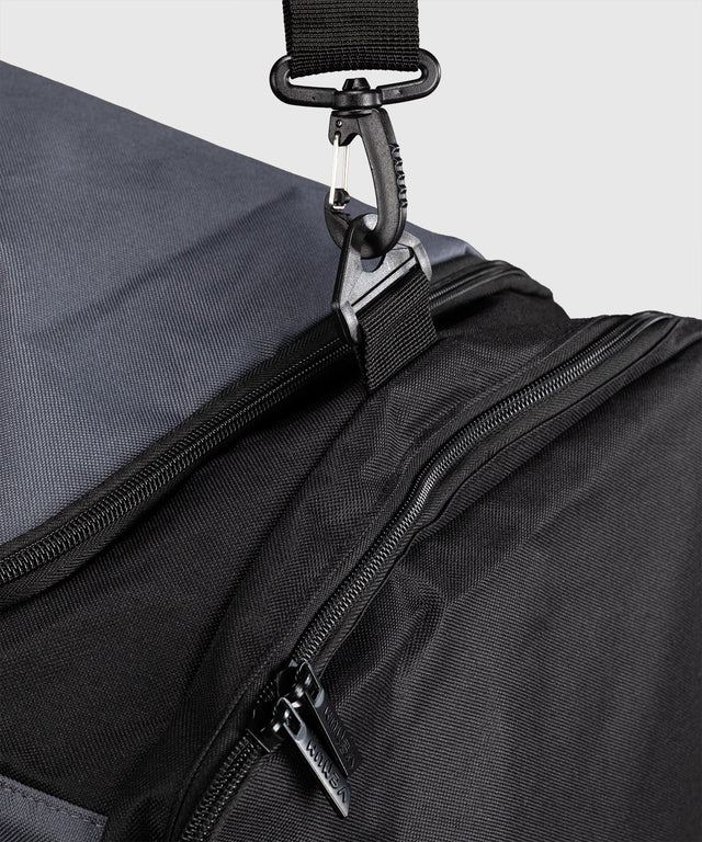 Venum Sporttasche Essential L - Grau/Schwarz