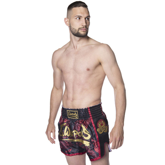 8 WEAPONS Muay-Thai-Shorts Naga - Schwarz/Rot