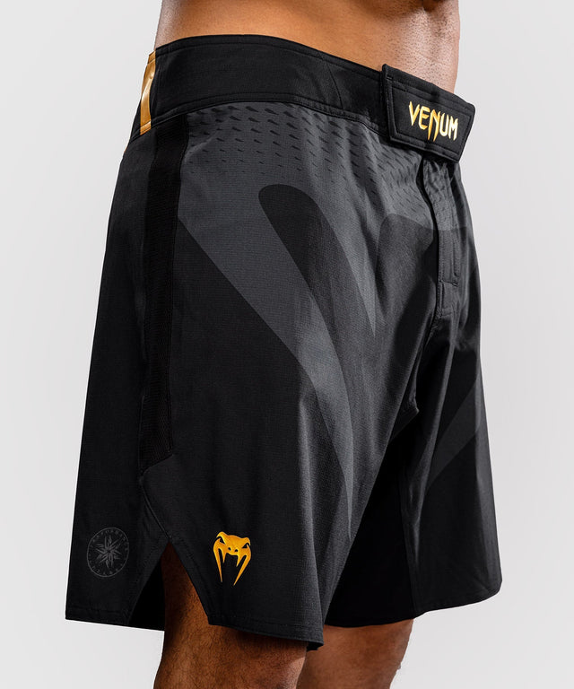 Venum MMA Shorts Attack - Schwarz/Gold