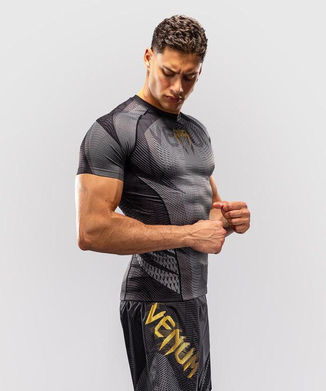 Venum Rashguard Galactic 3.0 Kurzarm - Schwarz/Gold
