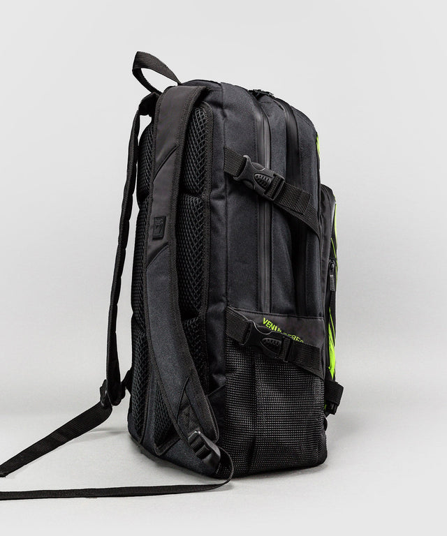 Venum Rucksack Amazonia Reborn L - Schwarz/Grün