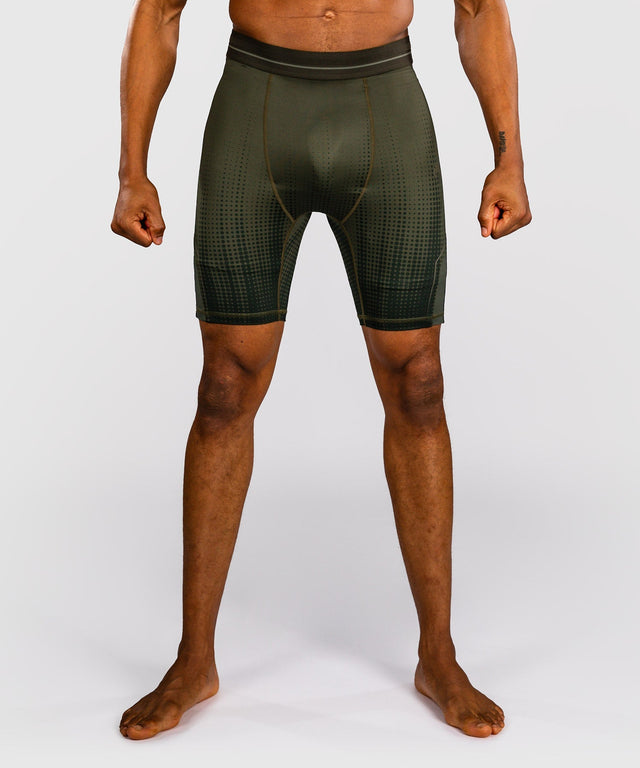 Venum MMA Shorts Stealth - Khaki/Dunkelgrün