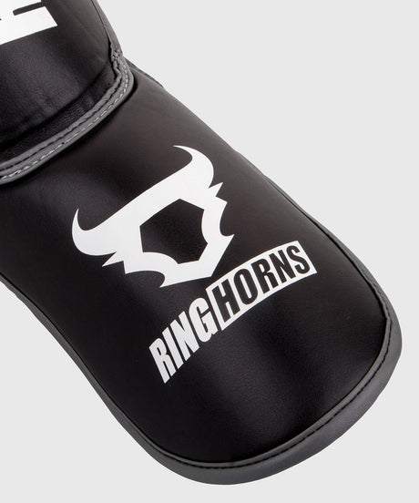 Ringhorns Schienbeinschoner Charger Schwarz