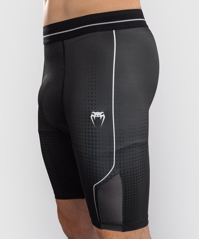 Venum MMA Shorts Stealth - Schwarz/Weiß