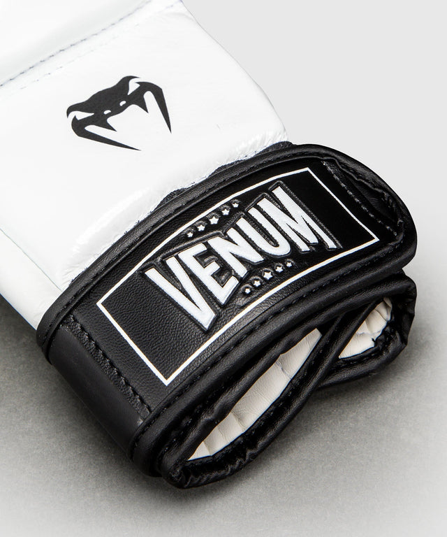 Venum MMA-Handschuhe Attack 2.0 - Schwarz/Weiß