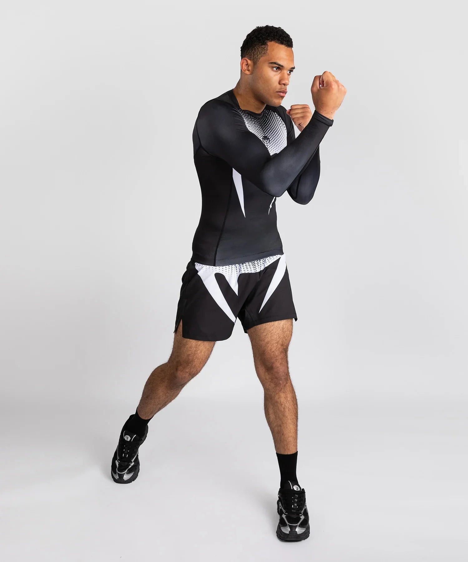 Venum No Gi Rashguard Langarm – Schwarz/Weiss