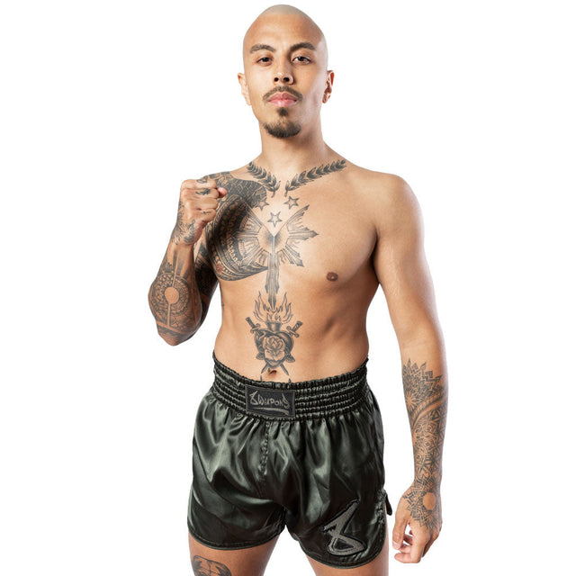 8 WEAPONS Muay-Thai-Shorts Strike - Oliv