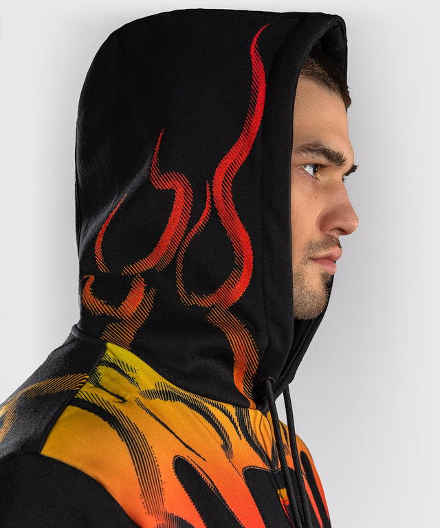 Venum Hoodie TEKKEN 8 Pullover Yoshimitsu - Schwarz/Orange - Foto 6