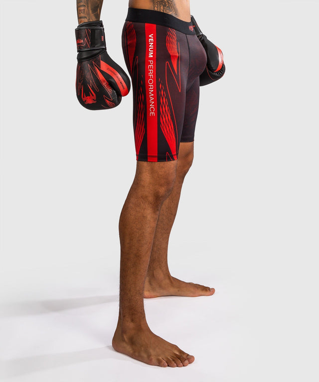 Venum Kompressionsshorts Amazonia Reborn - Schwarz/Rot