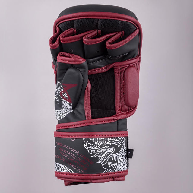 8 WEAPONS MMA Handschuhe Sak Yant Naga - Schwarz/Weinrot