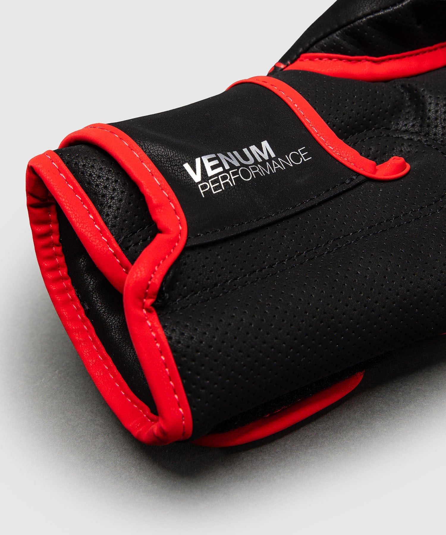 Venum Boxhandschuhe Matupa - Schwarz/Rot/Silber - Foto 5