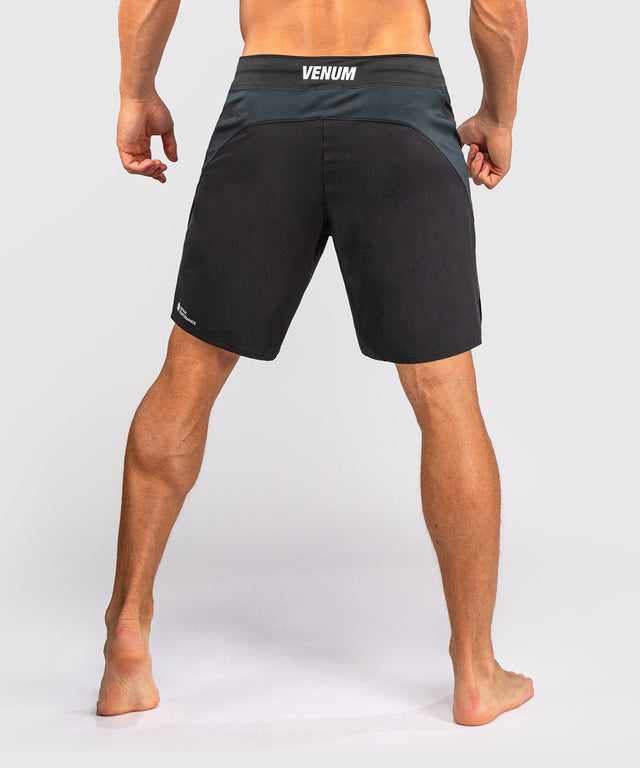 Venum MMA Shorts G-Fit Scale - Schwarz