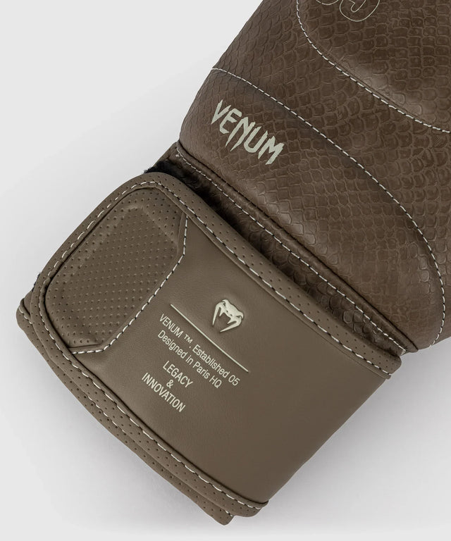 Venum Boxhandschuhe Impact Evo Scales – Braun