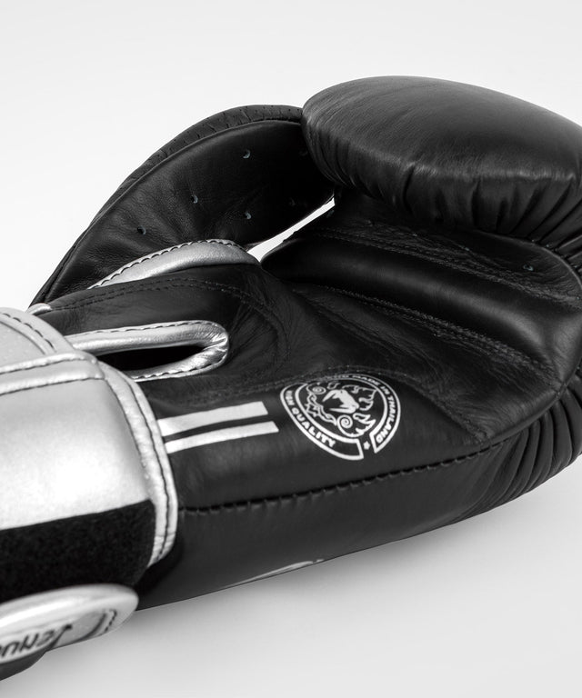 Venum Boxhandschuhe Power 2.0 – Schwarz/Silber
