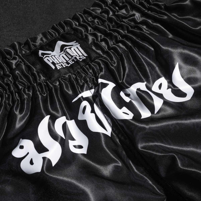 Phantom Athletics Muay Thai Shorts Sak Yant - Schwarz