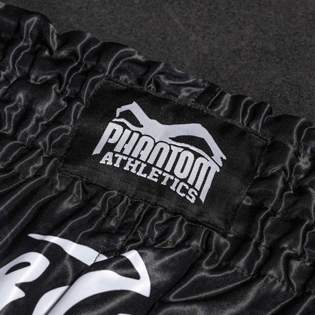 Phantom Athletics Muay Thai Shorts Sak Yant - Schwarz