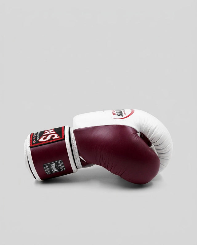 Twins Boxhandschuhe BGVL3 – Weiss/Bordeauxrot