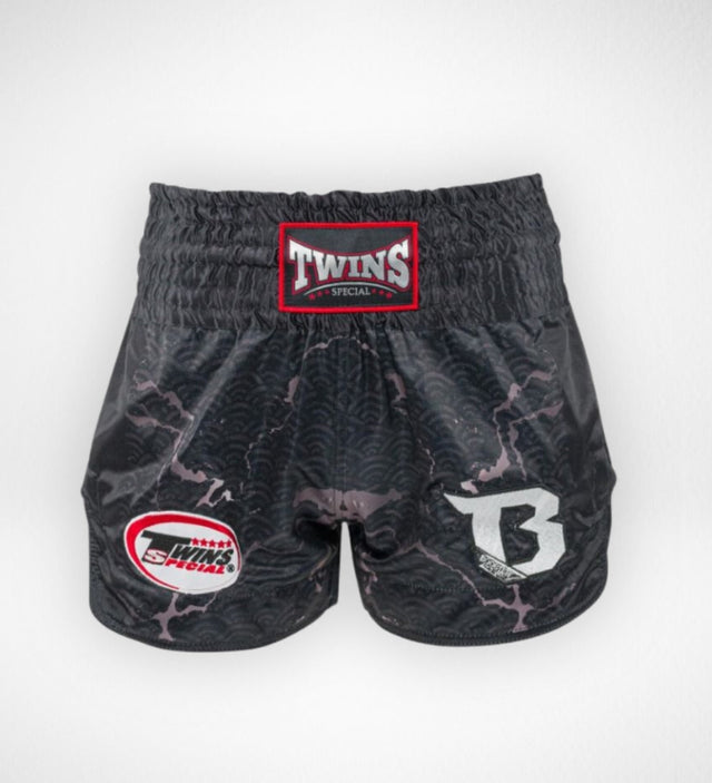 Twins Muay Thai Shorts TBT6 – Schwarz/Grau