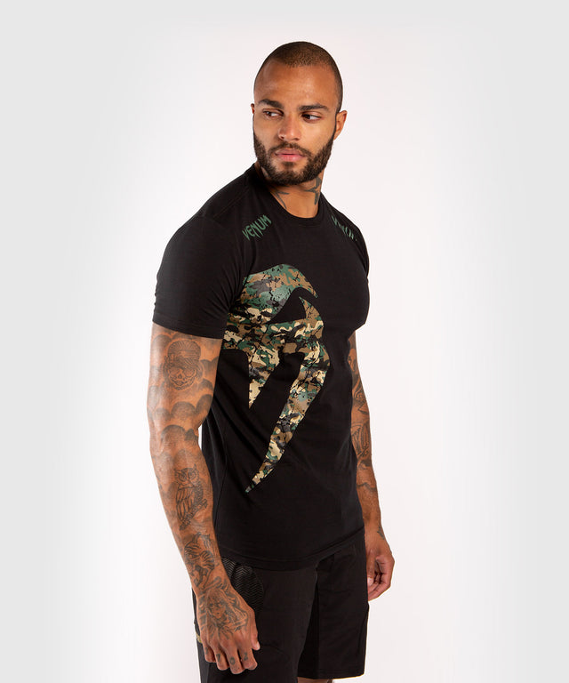 Venum T-shirt Giant - Schwarz/Camo