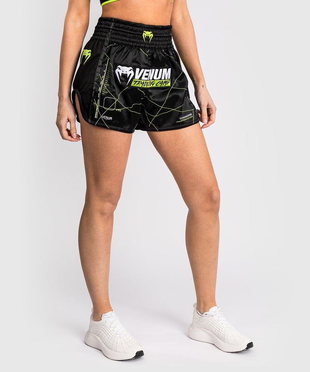 Venum Muay Thai Shorts Training Camp 4.0 Damen – Schwarz/Neongrün