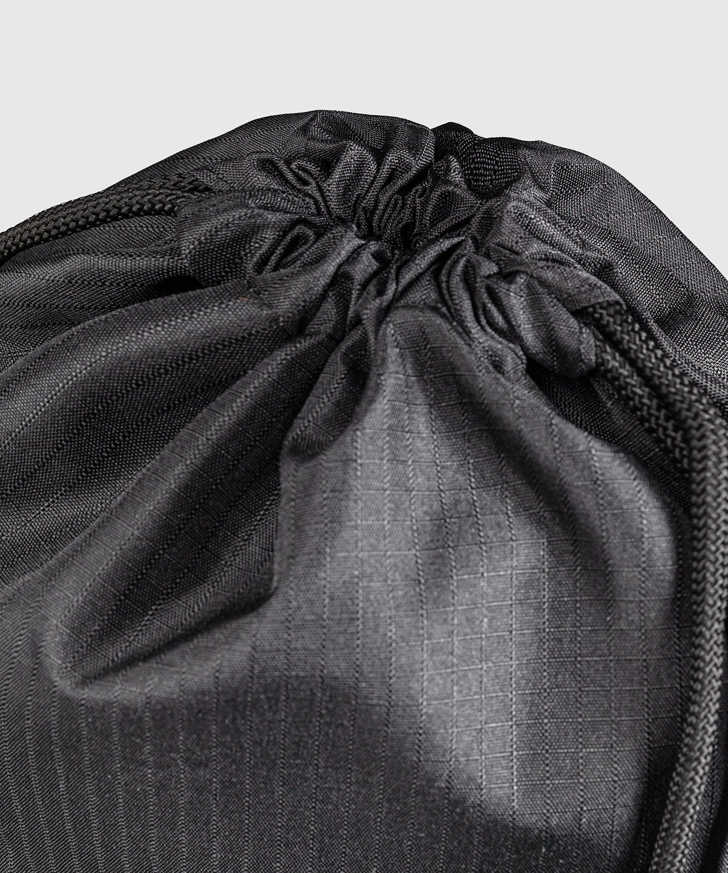 Venum Sporttasche Karate Combat - Schwarz/Grau