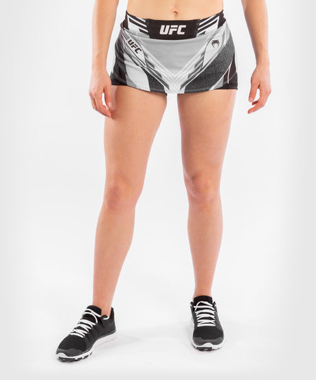 Venum UFC MMA Shorts Authentic Fight Night - Weiß