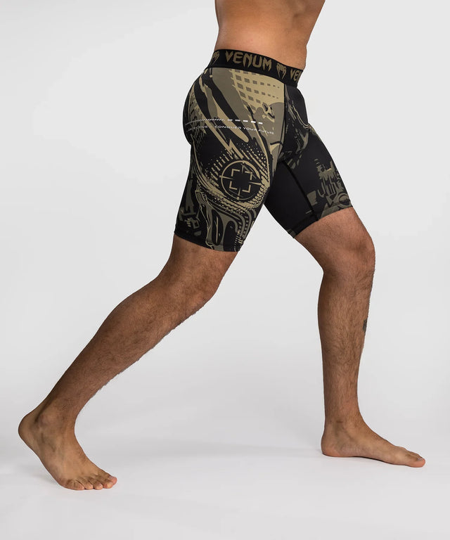 Venum Kompressionsshorts Invader – Schwarz/Sand