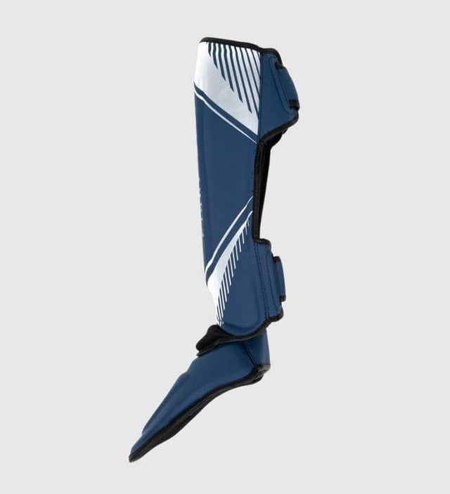 Booster Schienbeinschoner Bangkok - Blau/Silber - The Fight Company Deutschland