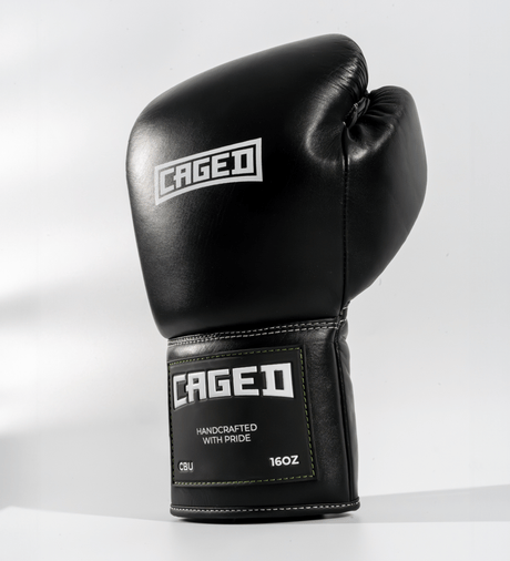 Caged Boxhandschuhe 'X' Series Schnürung - Schwarz/Weiss - The Fight Company Deutschland