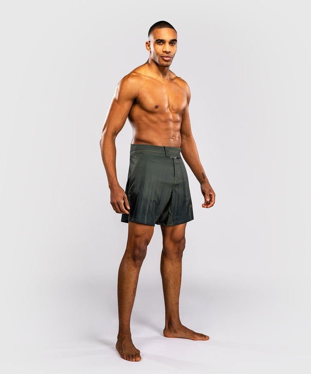 Venum MMA Shorts Stealth - Khaki/Dunkelgrün