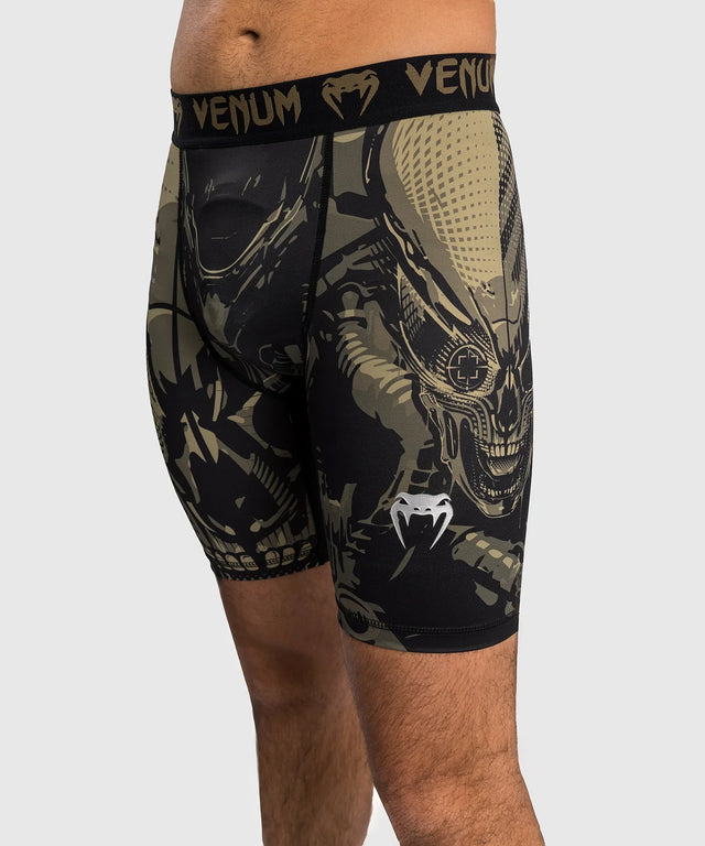 Venum Kompressionsshorts Invader – Schwarz/Sand