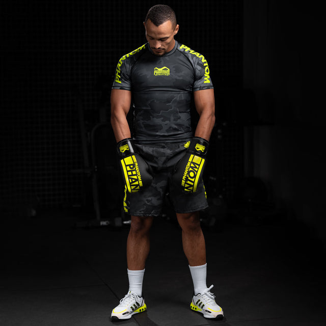 Phantom Athletics MMA Shorts EVO Neon - Schwarz Camo/Neon