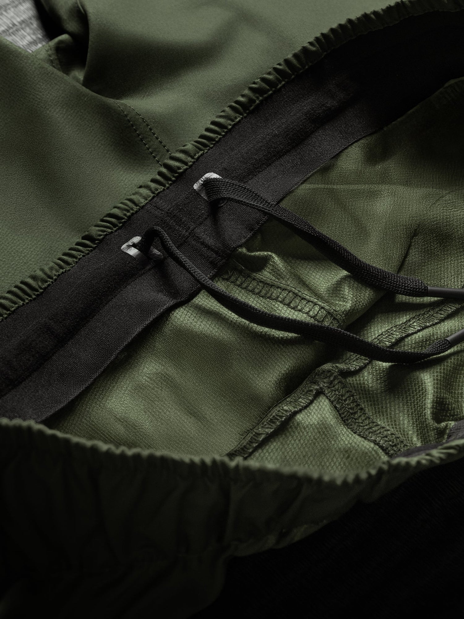 Hayabusa Grappling-Shorts Core - Dunkelgrün