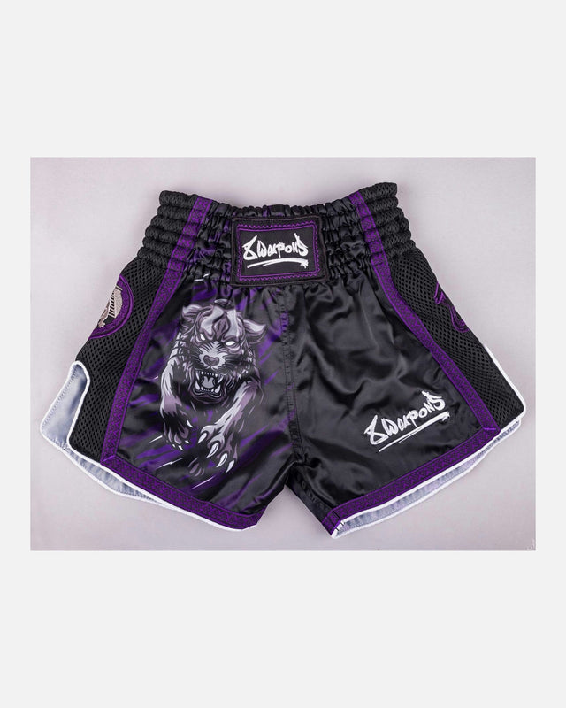 8 WEAPONS Muay Thai Shorts Beastial Panther - Schwarz/Lila
