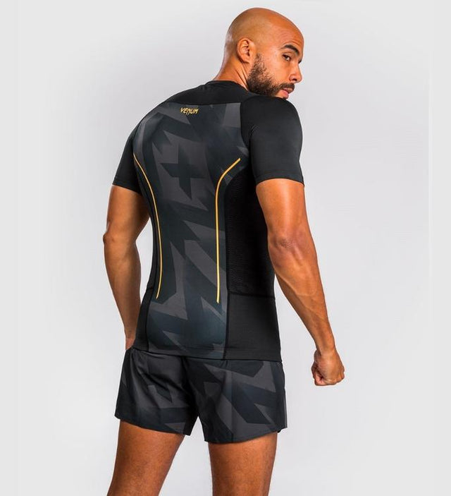 Venum Rashguard Razor Korte Mouwen - Zwart/Goud - Rashguard