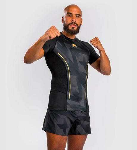 Venum Rashguard Razor Korte Mouwen - Zwart/Goud - Rashguard